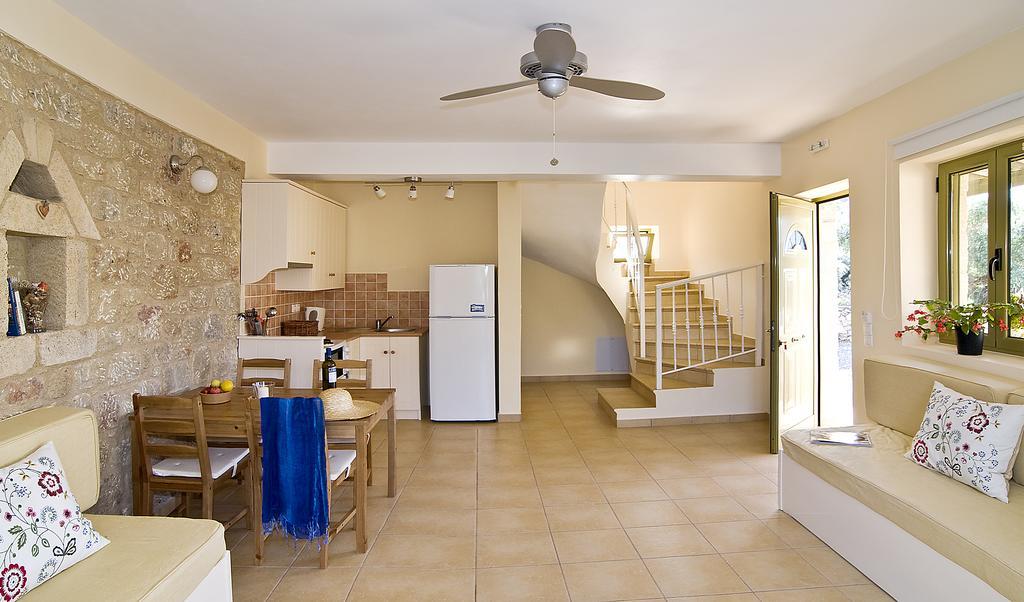 Amoni Holiday Homes Kardamyli Exteriér fotografie